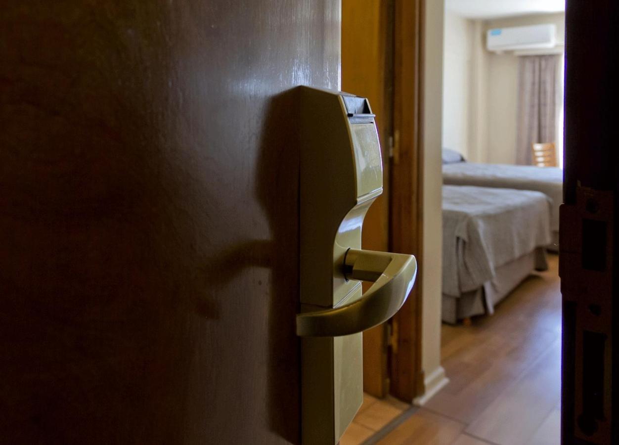 Hotel Atlantico Suites マル・デル・プラタ エクステリア 写真